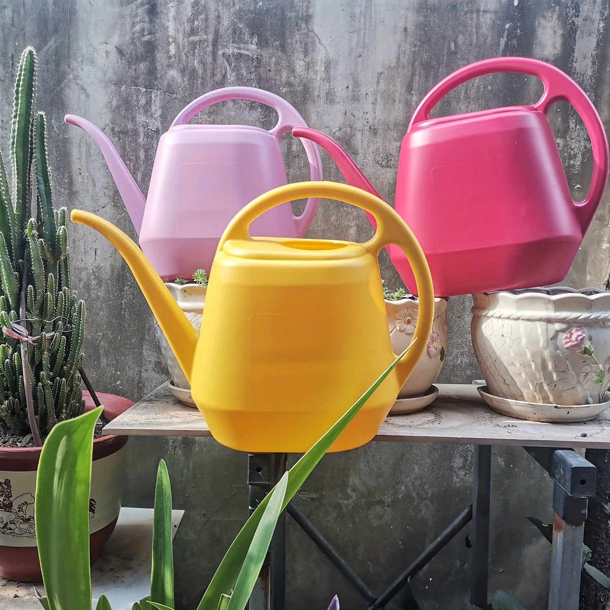 Large Capacity Plastic Water Tank 1pc | 4L Large Capacity | Plastic | Thickened | Watering | Outdoor & Garden |  |